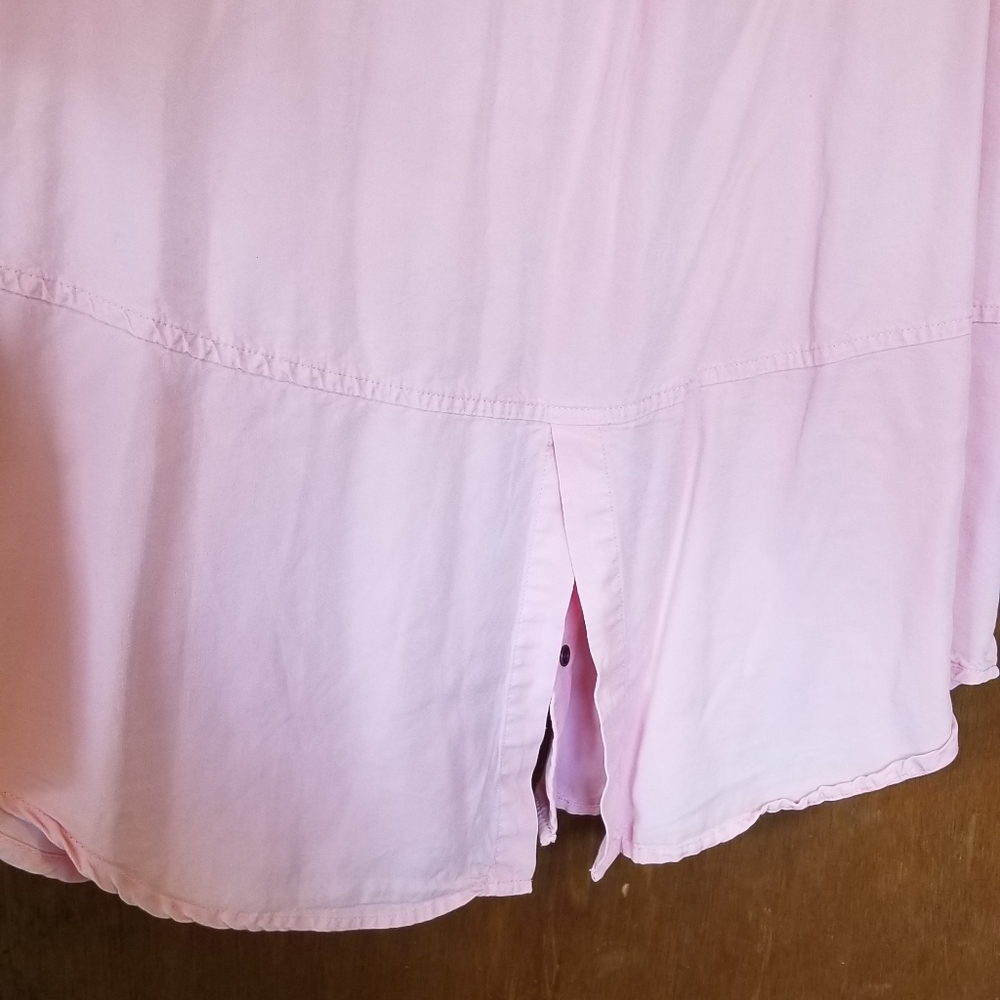 Sleeveless shirt